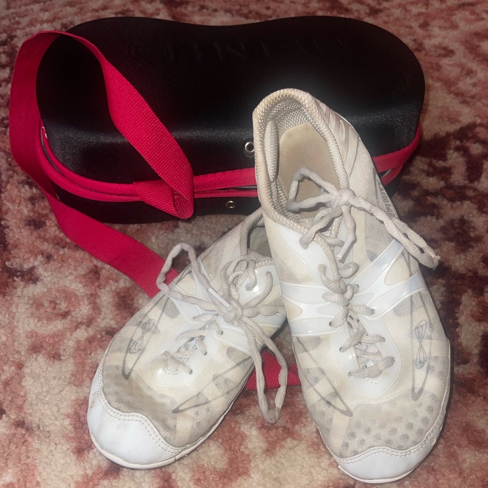 ☆Nfinity Vengeance Cheer Shoes☆